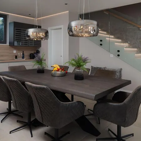 Four Seasons By Interhome Holiday home Vrsi